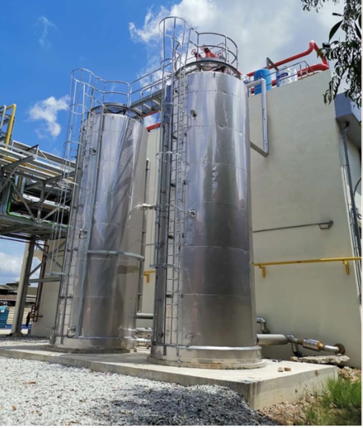 Stainless storage tanks